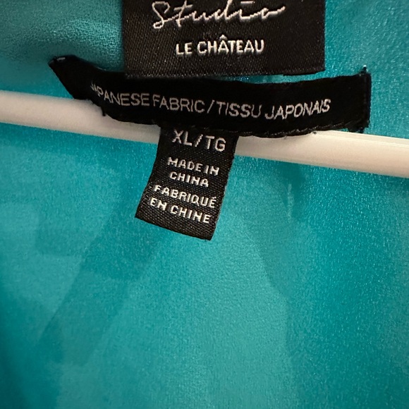 💚Le Chateau Tank Blouse - Light Blue/ Black sides - Picture 2 of 2